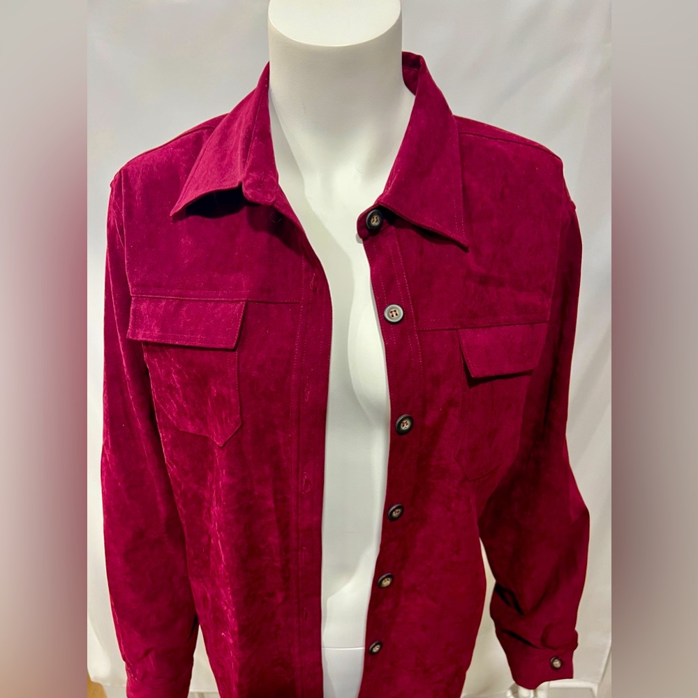 🔥🔥Luminous and electric cute cranberry blouse👚